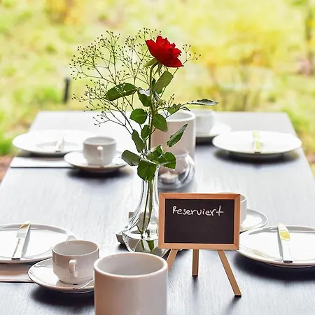 Prima & Hof - Digitales & Rezeptionsloses Neuruppin