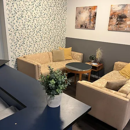 Prima Hotel&hof - Digitales&rezeptionsloses Neuruppin