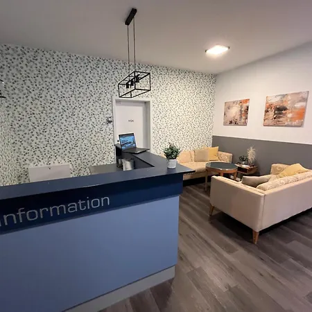 Prima Hotel&hof - Digitales&rezeptionsloses 3* Neuruppin