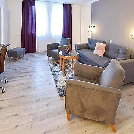 Prima & Hof - Digitales & Rezeptionsloses B&B 3*