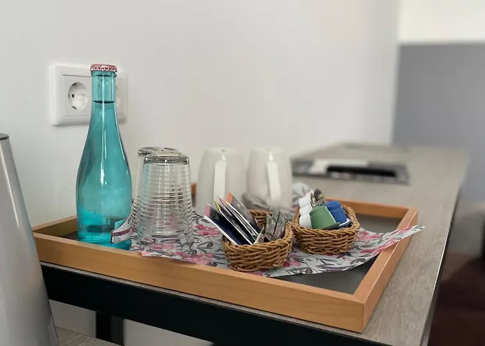 Prima & Hof - Digitales & Rezeptionsloses 3* Neuruppin