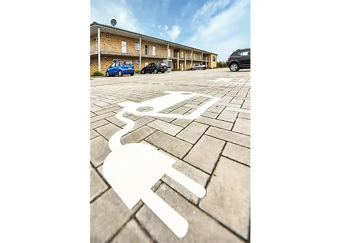 Frühstückspension Prima Hotel&hof - Digitales&rezeptionsloses Neuruppin